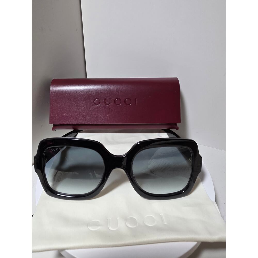 GUCCI GG 1337S Women's Black Square Frame GG Logo Sunglasses NWOT